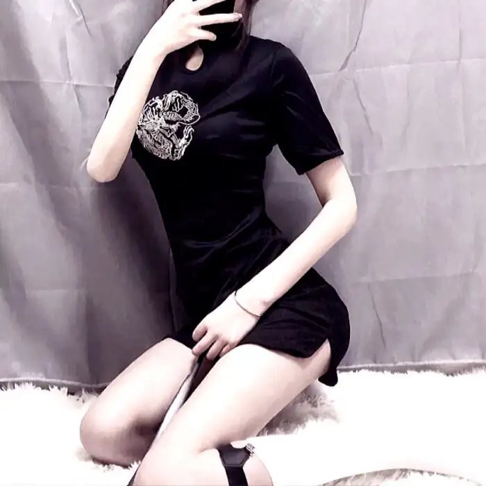 我们从末日开始海报